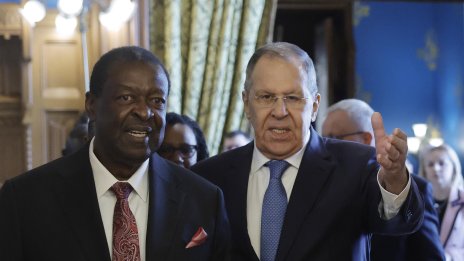 Лавров: Разрушителните действия на САЩ допринасят за рисковете от милитаризация на космоса