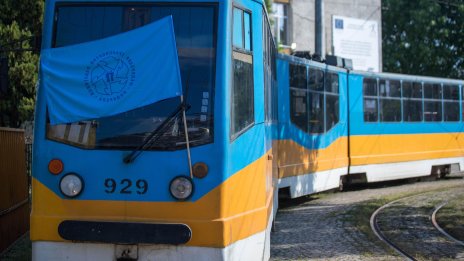 Транспортна блокада на София, а протестиращите се готвят да останат и след 12 часа