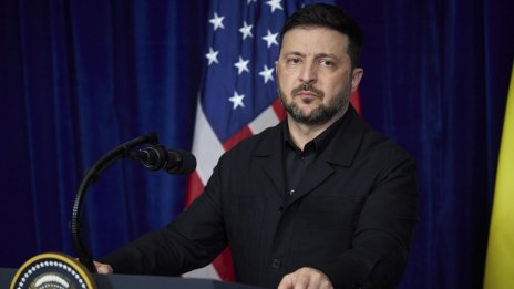 Зеленски: Мирното споразумение трябва да включва чуждестранно военно присъствие в Украйна