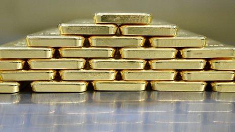Банда е внесла контрабандно в Швейцария 7 тона злато с коли