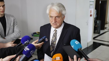 Рашков: Не съм обявявал поръчка за никакви икони, иконки и други подобни