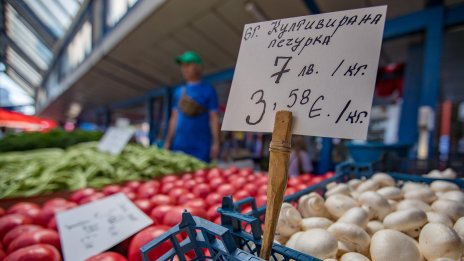 Потребителската кошница поскъпна с левче, вече е 98 лева