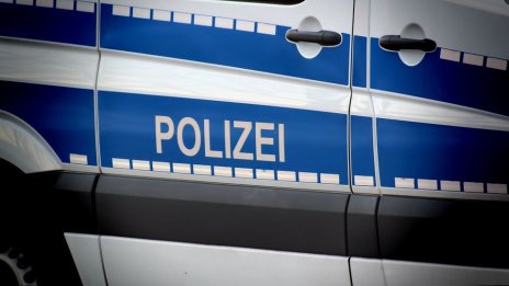 Мъж се вряза с кола в група хора в германския град Пасау, има ранени