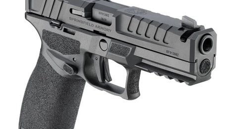 Една легенда си отива: Нов пистолет сменя "Макаров" в армията