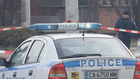 "Задържане под стража" за 61-годишен, опитал да прекара през границата марихуана за 374 000 евро