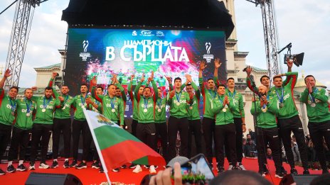 Волейболистите ни ще бъдат удостоени с почетни плакети от президента Радев