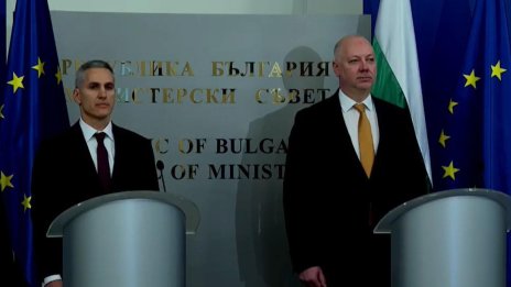 Приел-предал: Кабинетът "Гюров" встъпи в длъжност 