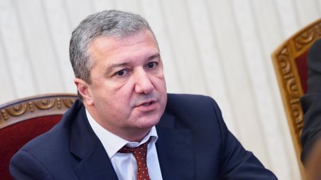 Стойнев: Десните партии се опитват да уязвят БСП