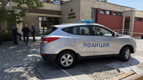 24-годишен е задържан с три вида наркотици в Нови пазар