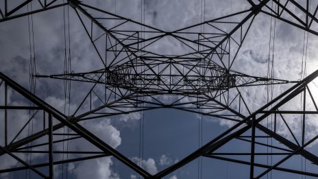 Дирижабъл в Балканите: Американското енергийно господство в България