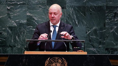 Желязков и Борисов похвалиха националите ни по волейбол