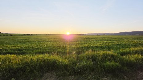 Слънчево ще е днес, ще превали само на места в планините