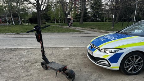Дете е в критично състояние след падане с тротинетка в Карлово