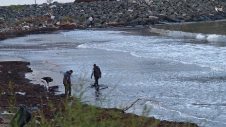 Доброволци и аварийни екипи в Созопол са в готовност заради новите валежи