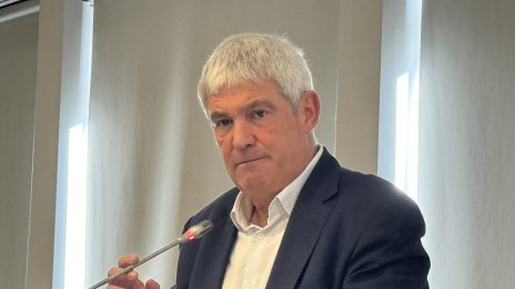 КНСБ: Правителството намалява минималната работна заплата