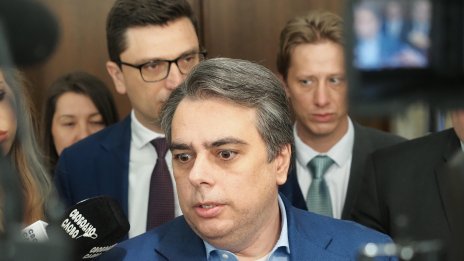 Асен Василев е депутатът, заподозрян по делото на Благомир Коцев