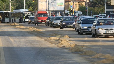 Временна организация на движението по бул. &bdquo;Владимир Вазов&ldquo; заради строеж на участък от метрото