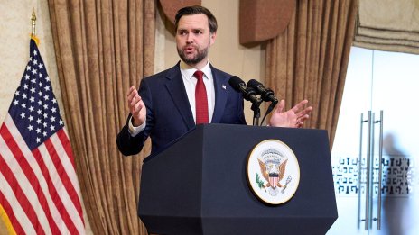 Вицепрезидентът Ванс обвини Иран в &ldquo;икономически тероризъм&rdquo;