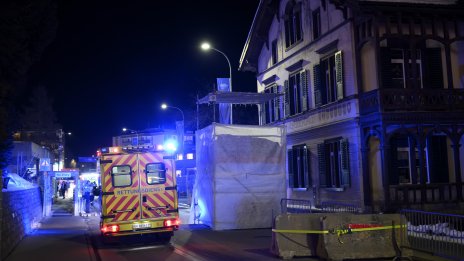 "Необичайна миризма" причиняваща кашляне евакуира залата в Давос, в която говори Тръмп 