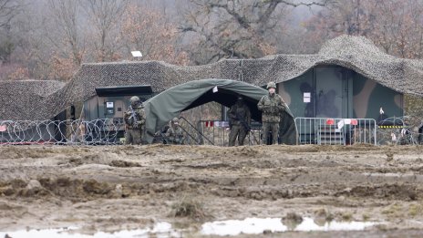 Как Европа може да създаде своя собствена система за възпиране с малки ядрени оръжия