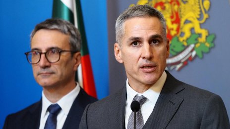 Андрей Гюров: България не е страна в конфликта, няма директна военна опасност за страната