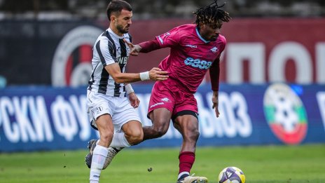 Драма: Локо Пд измъкна точка от Септември в София 