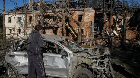 Русия под нарастващ натиск: промяна в стратегията заради трудностите във войната