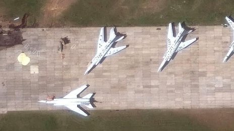 Руски бомбардировач Ту-22М3 се разби при опит за кацане в Сибир