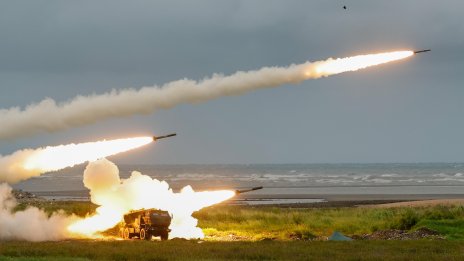Двойна огнева мощ за HIMARS: САЩ представиха най-значимото обновление на системата