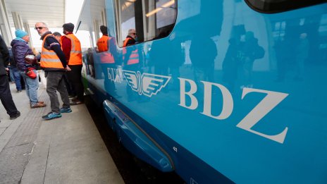 БДЖ представи първи влак &ldquo;Шкода&rdquo; СНИМКИ