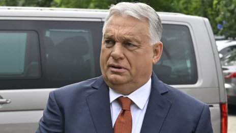 Исторически ден: Две държавни медии, близки до Орбан, замлъкнаха