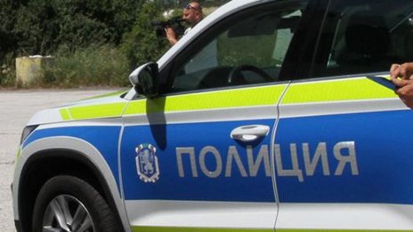 Неизвестен източи 500 литра дизелово гориво от камион