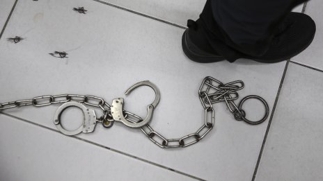 Британец удави съпругата си в джакузито им