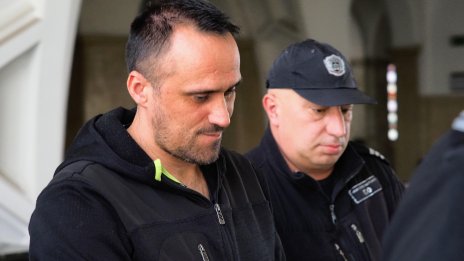 Лекоатлетът Петър Дачев, заловен с 30 кг кокаин, остава в ареста за постоянно