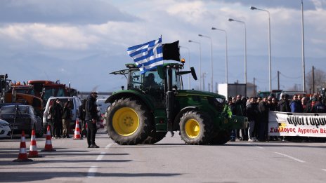 Транспортен колапс: 48-часова блокада на гръцките фермери