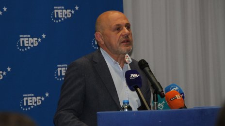 Дончев за Радев: Инвестицията в страховете на хората не е добра политика