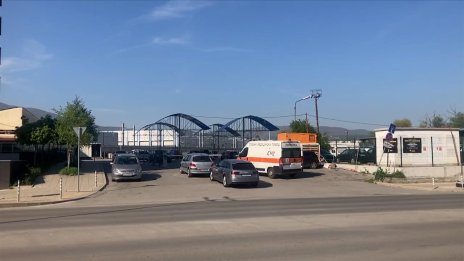 Барикадиралият се електрошлосер от "Земляне" поискал 3000 евро заплата и нови автобуси