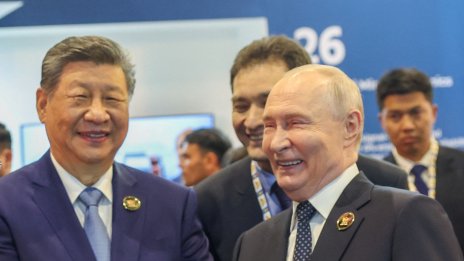 Китай е разтревожен: Русия и Северна Корея сближават военните си връзки