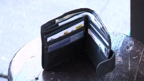 Има добро: Дечица от Шумен намериха портмоне с 950 лева и го върнаха