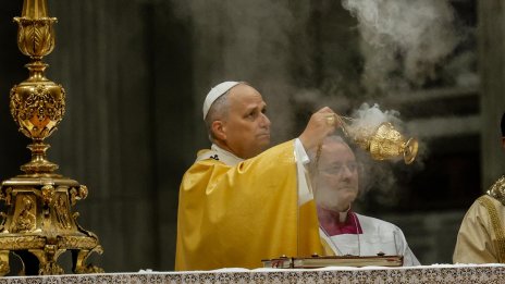 В кадър: Папа Лъв XIV отслужи първата си меса за Рождество Христово