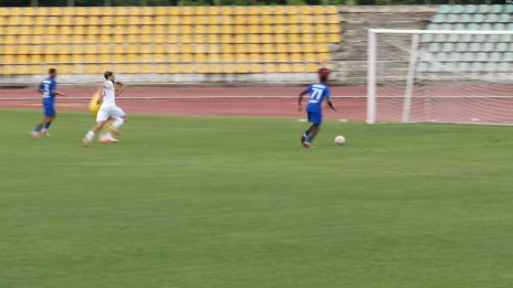 Левски отнесе Етър с 6:0, тримата нови с голове