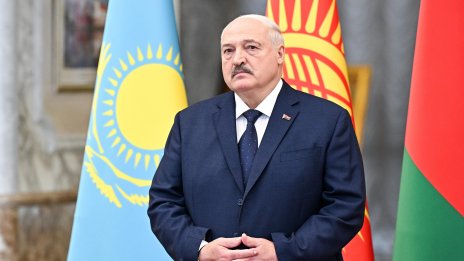 Лукашенко: Западните военни заплахи принуждават Минск да мисли за отбрана