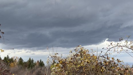 Днес ще е предимно облачно, на места ще превали