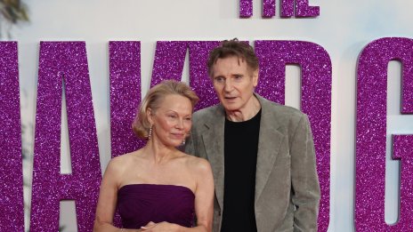 Памела Андерсън проговори за романтичните си отношения с Лиъм Нийсън