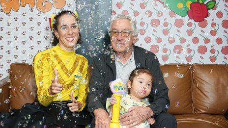 От Робърт де Ниро до Мик Джагър – кои са най-възрастните татковци в Холивуд