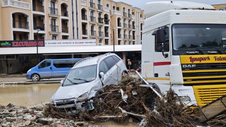 Картината по морето: Застроени са реки и дерета, липсват документи за "Елените"