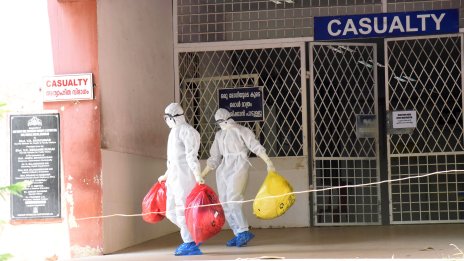 Смъртоносен вирус Нипах, предаван от прилепи, се разпространява в Индия