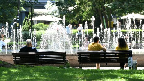 Очаква ни слънчева и гореща събота