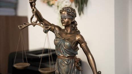 Осъдиха на доживотен затвор българка в Гърция, убила приятеля си 