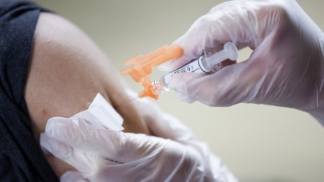 300 000 евро обезщетение за смърт на гъркиня след Covid ваксинация